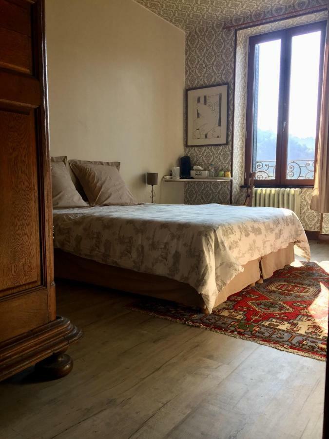 Aux Berges Du Coubisou Bed and Breakfast Eksteriør billede